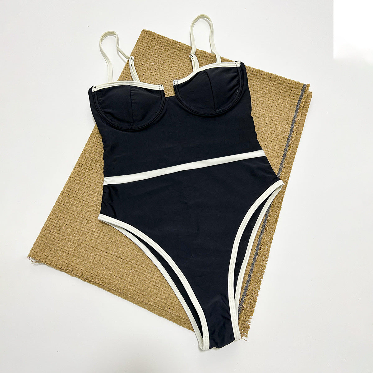 Fashion Female Bikini New Swimwear